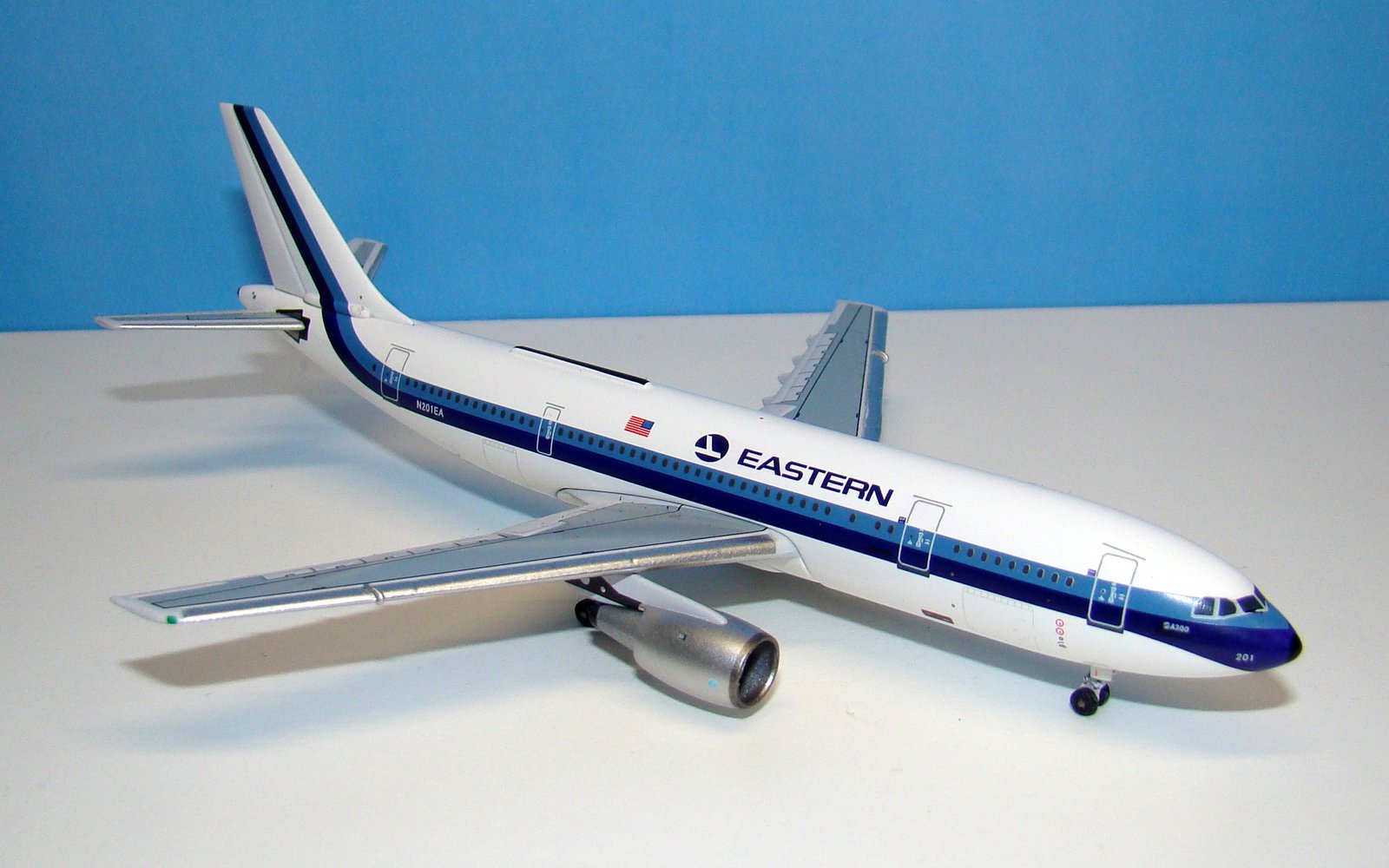 Eastern Air Lines Airbus A300B4-103 N201EA Aeroclassics 1:400 Scale Model Airliner