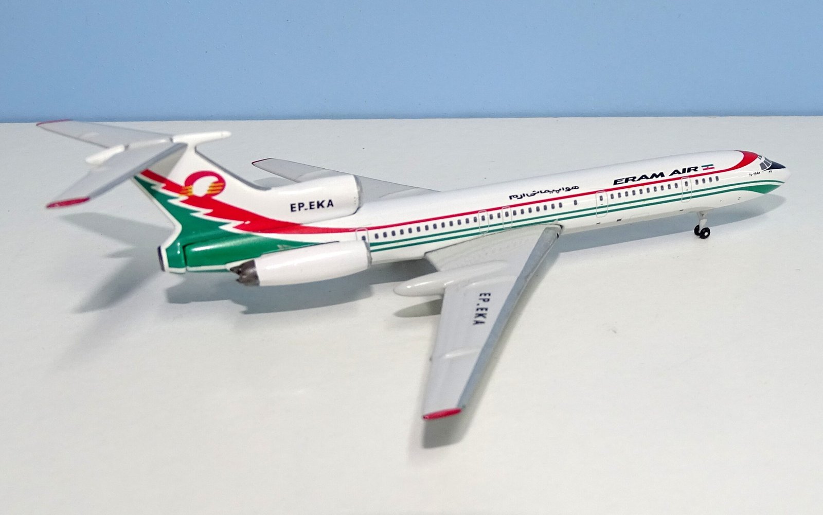 Eram Air Tupolev Tu-154M EP-EKA Phoenix Models 1:400 Scale