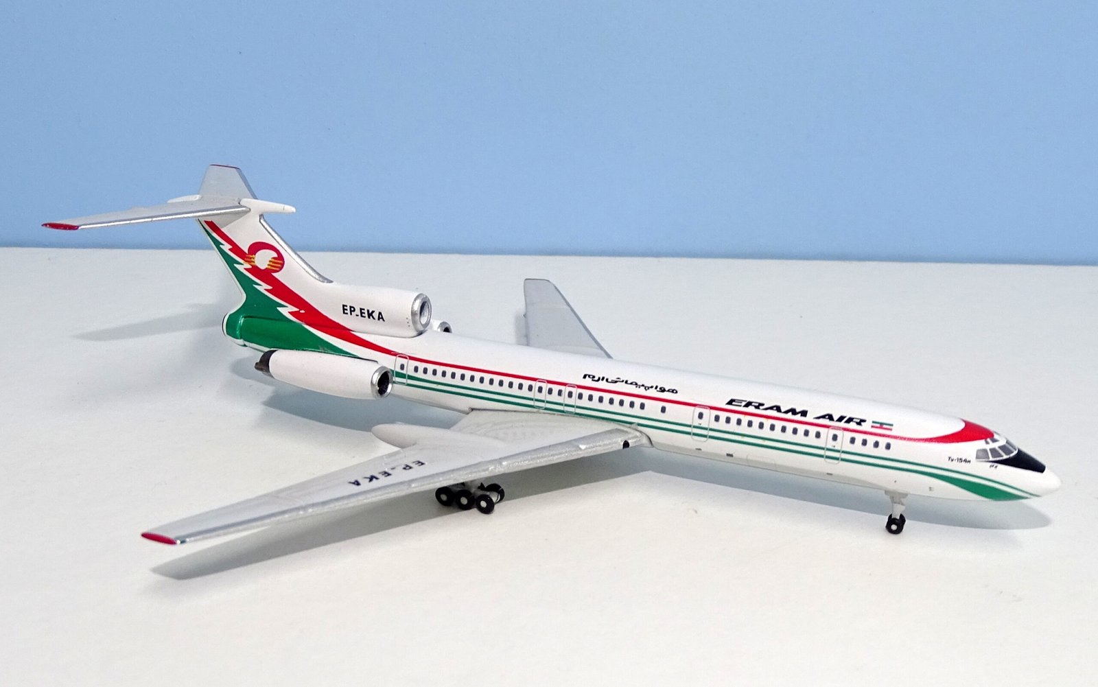Eram Air Tupolev Tu-154M EP-EKA Phoenix Models 1:400 Scale