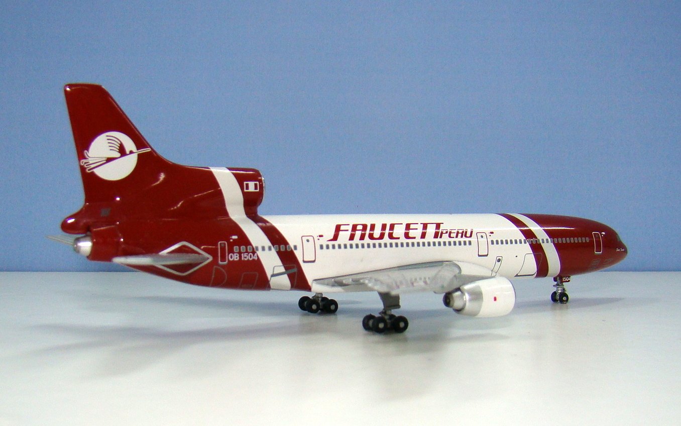Faucett Perú Lockheed L-1011 Tristar OB-1504 Blue Box 1:400 Scale Model Airliner