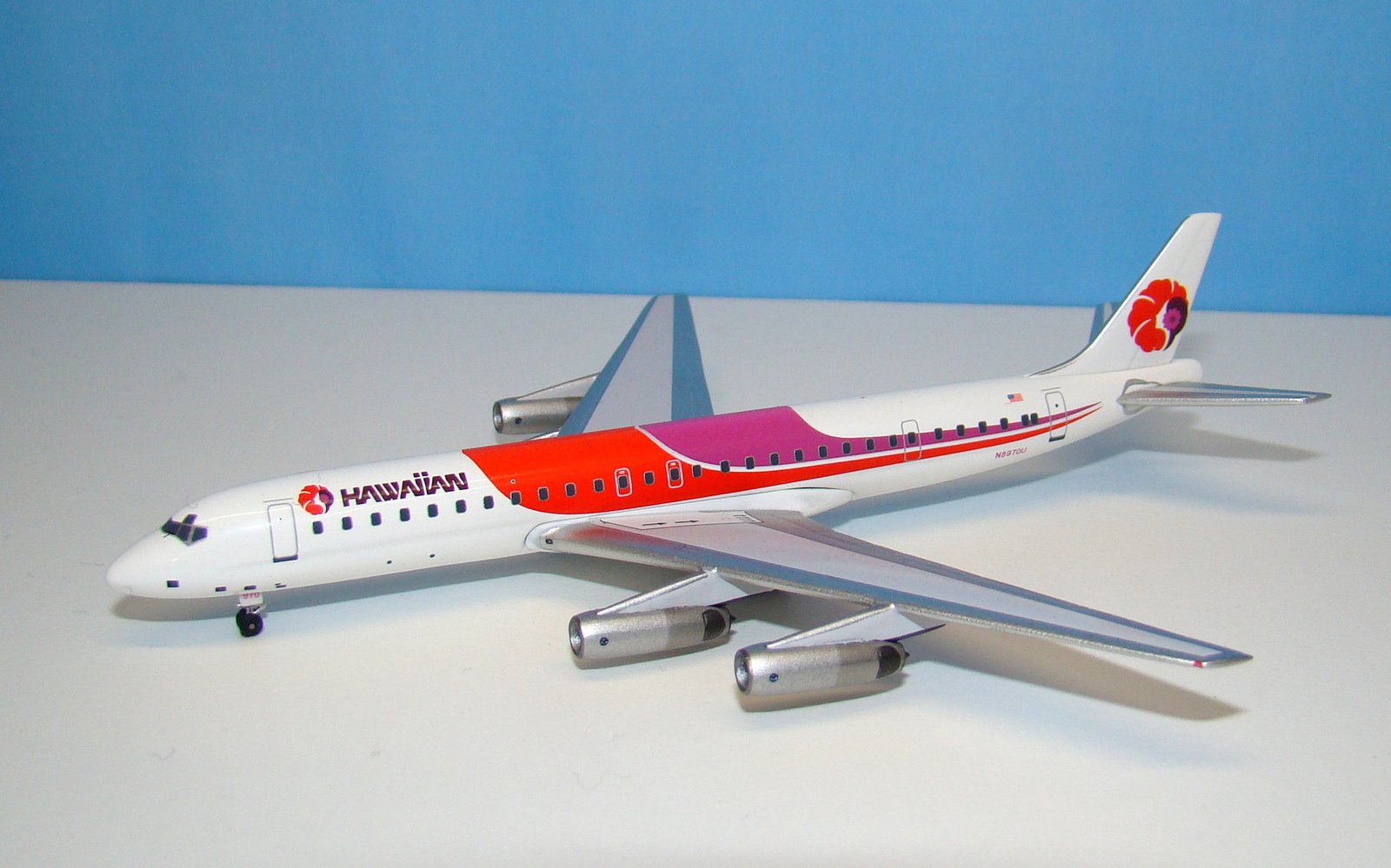 Hawaiian Airlines Douglas DC-8-62 N8970U Aeroclassics 1:400 Scale Model Airliner