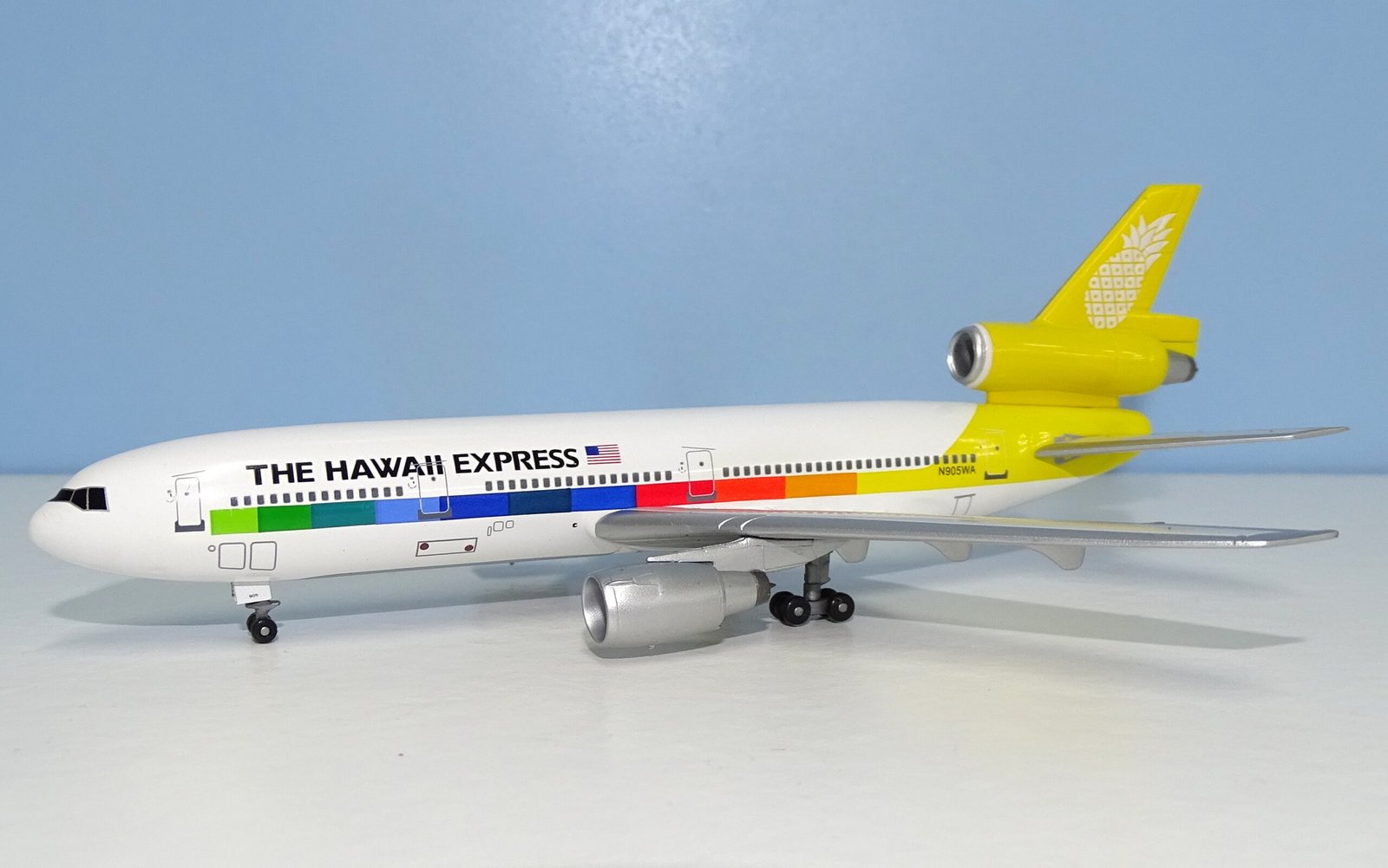 The Hawaii Express McDonnell Douglas DC-10-10 N905WA Jet-X 1:400 Scale