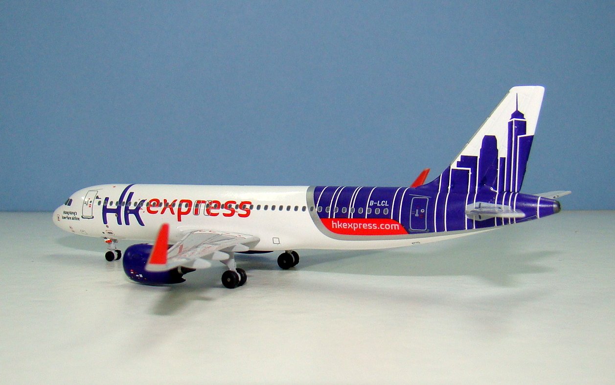 HK Express Airbus A320NEO B-LCL Panda Models 1:400 Scale Model Airliner