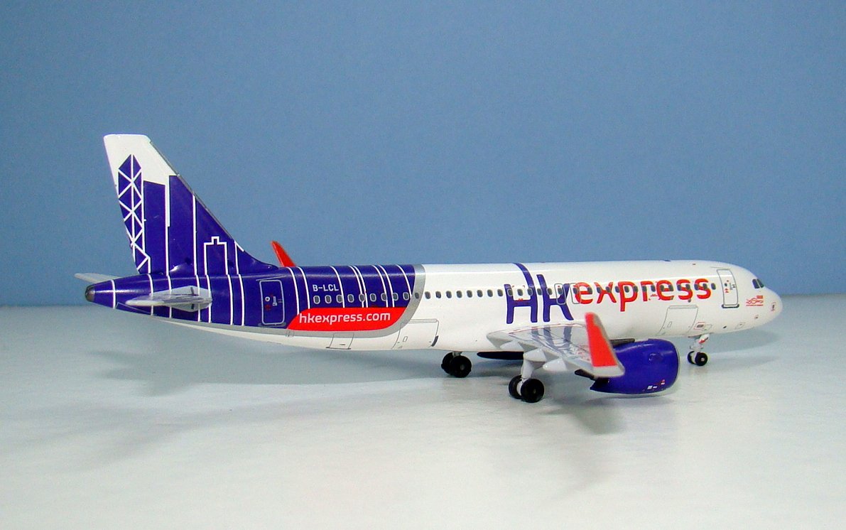 HK Express Airbus A320NEO B-LCL Panda Models 1:400 Scale Model Airliner