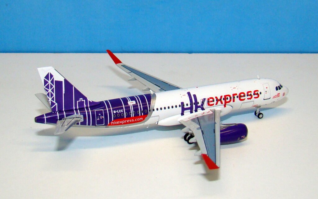 HK Express Airbus A320-200 B-LCC JC Wings 1:400 Scale Model Airliner