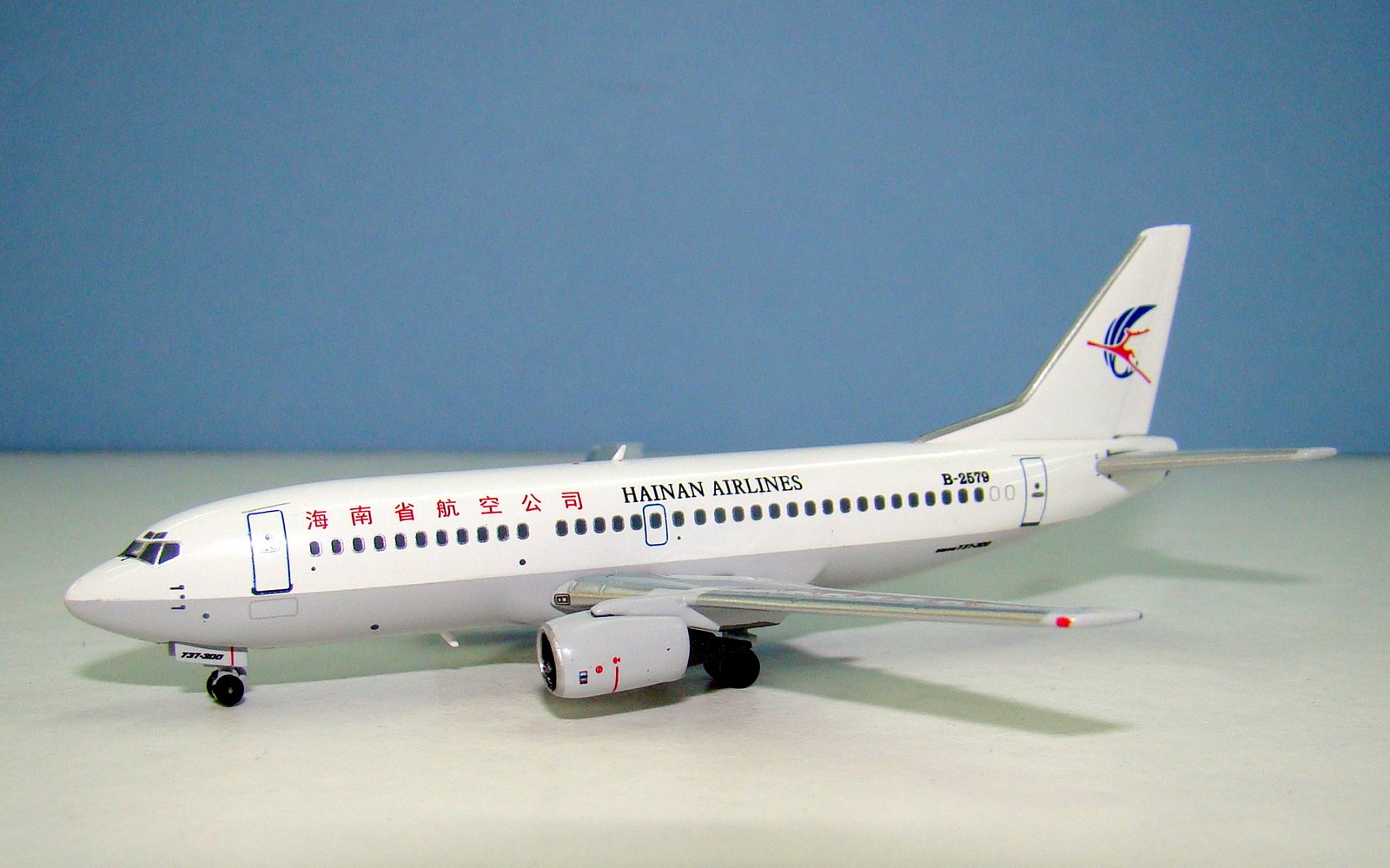Hainan Airlines Boeing 737-33A B-2579 Panda Models 1:400 Scale Model Airliner