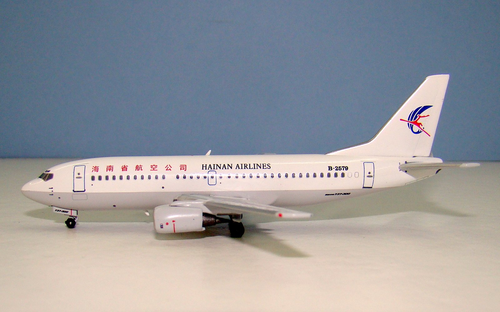 Hainan Airlines Boeing 737-33A B-2579 Panda Models 1:400 Scale Model Airliner