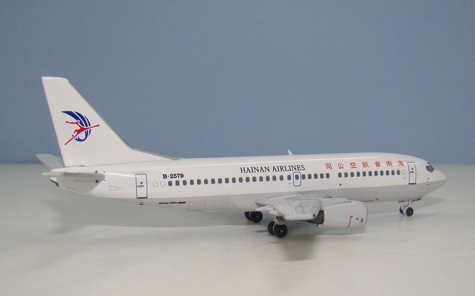 Hainan Airlines Boeing 737-33A B-2579 Panda Models 1:400 Scale Model Airliner