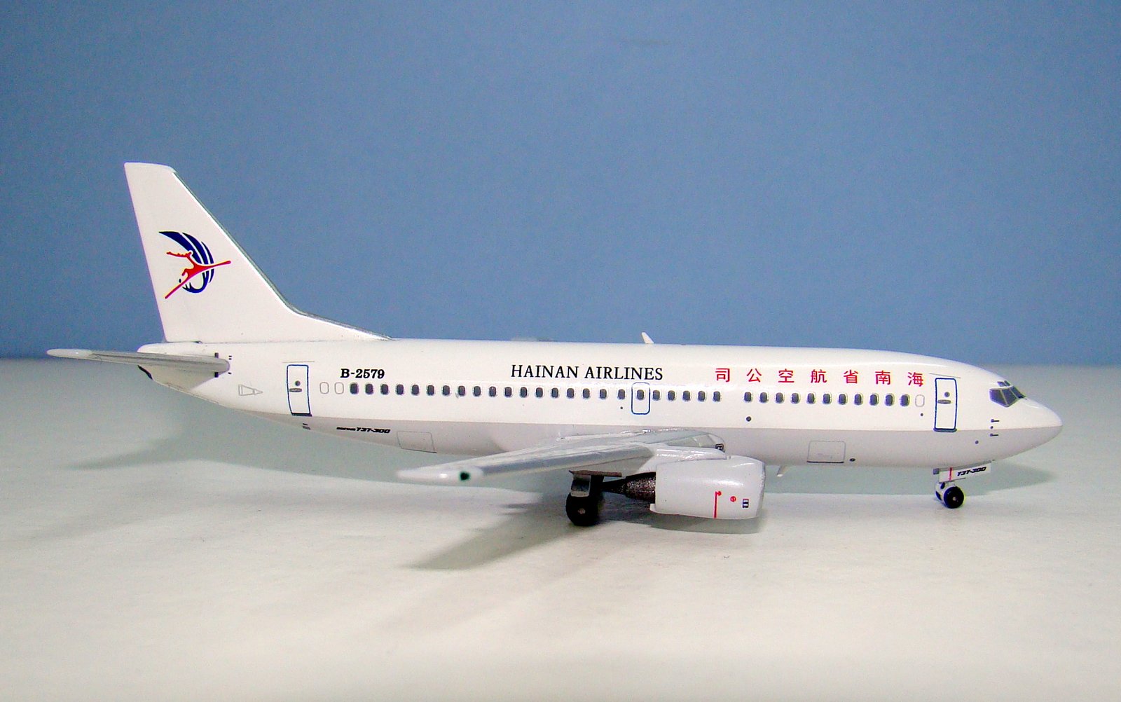 Hainan Airlines Boeing 737-33A B-2579 Panda Models 1:400 Scale Model Airliner