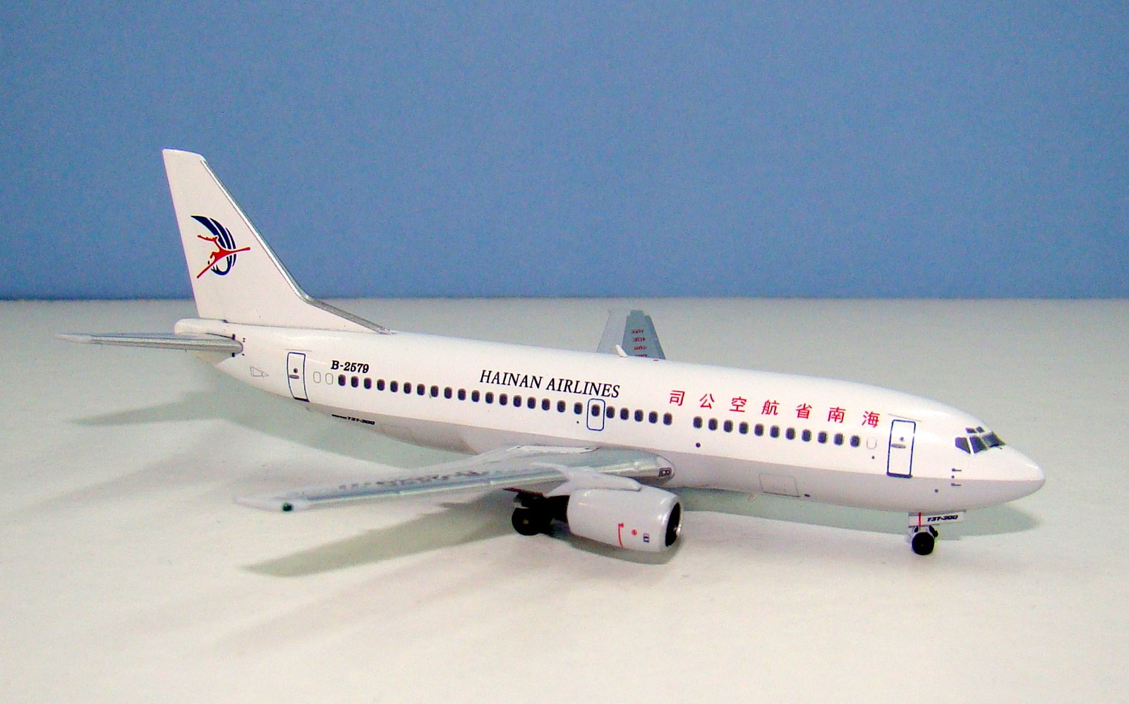 Hainan Airlines Boeing 737-33A B-2579 Panda Models 1:400 Scale Model Airliner