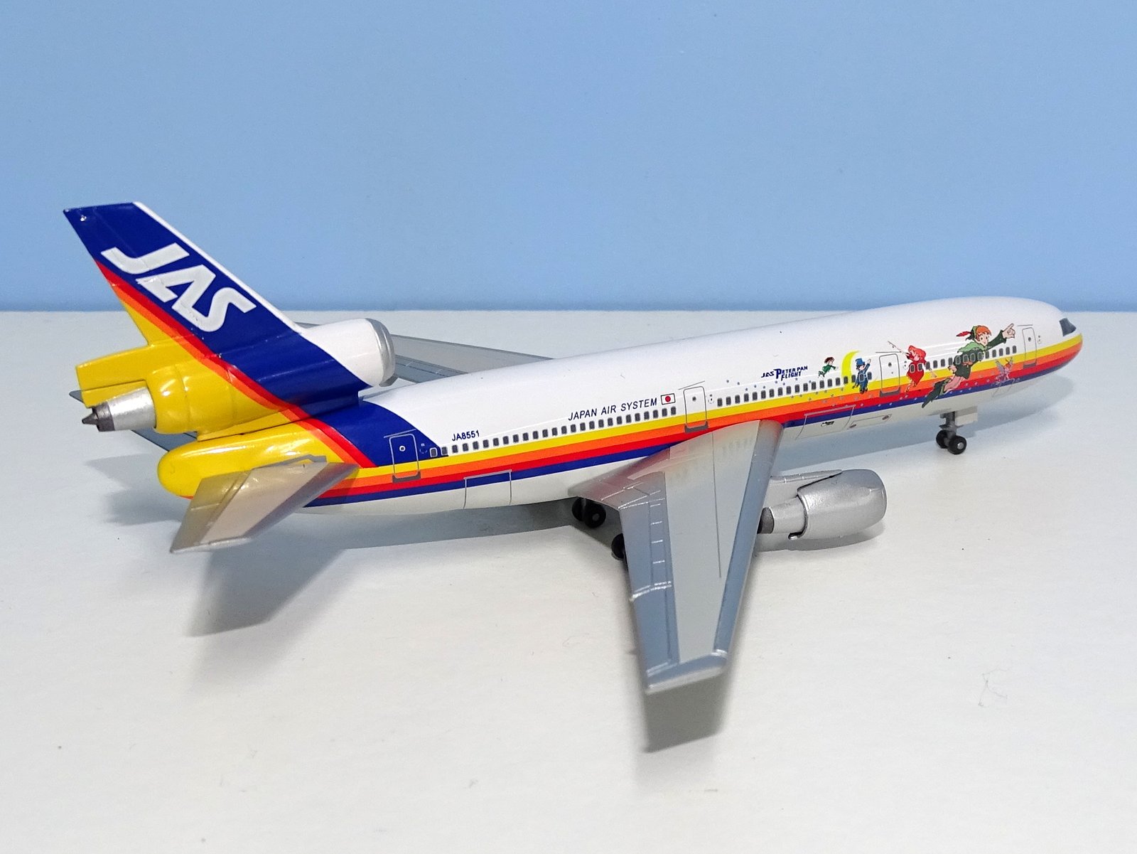 Japan Air System McDonnell Douglas DC-10-30 JA8551 Big Shooter (Dragon Wings) 1:400 Scale Model Airliner
