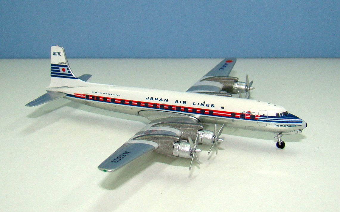 Japan Air Lines Douglas DC-7C JA6303 Aeroclassics 1:400 Scale Model Airliner