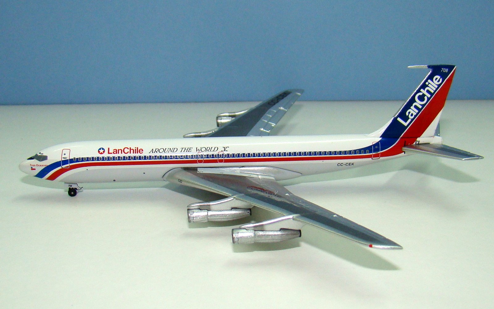 Lan Chile Boeing 707-321B CC-CEK Aeroclassics 1:400 Scale Model Airliner