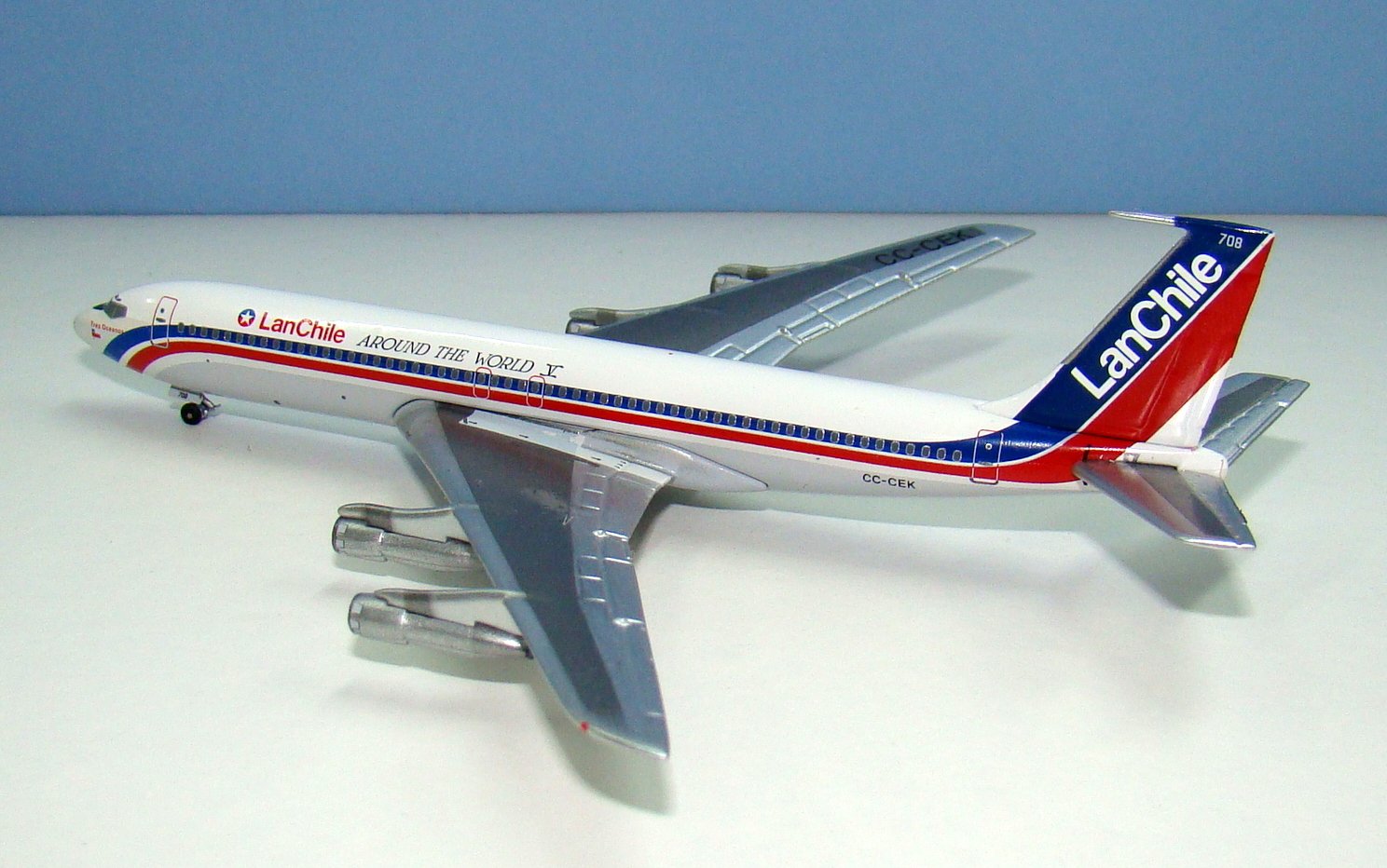 Lan Chile Boeing 707-321B CC-CEK Aeroclassics 1:400 Scale Model Airliner