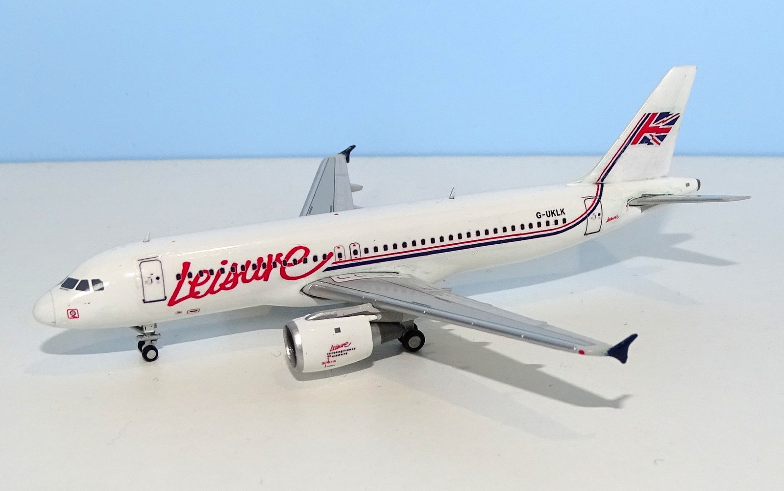 Leisure Int Airways Airbus A320 G-UKLK by MLC Customs (JC Wings donor)