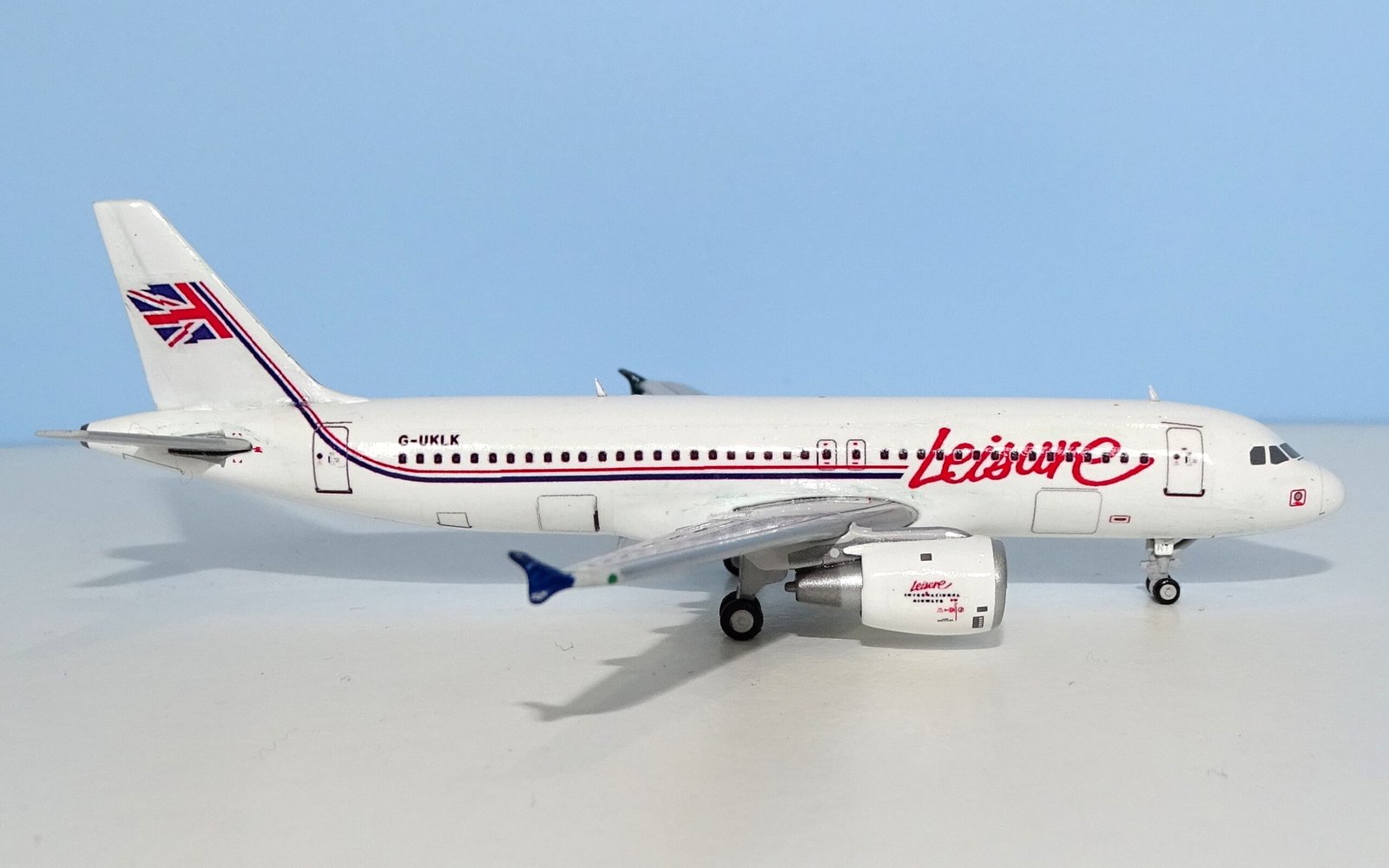 Leisure Int Airways Airbus A320 G-UKLK by MLC Customs (JC Wings donor)