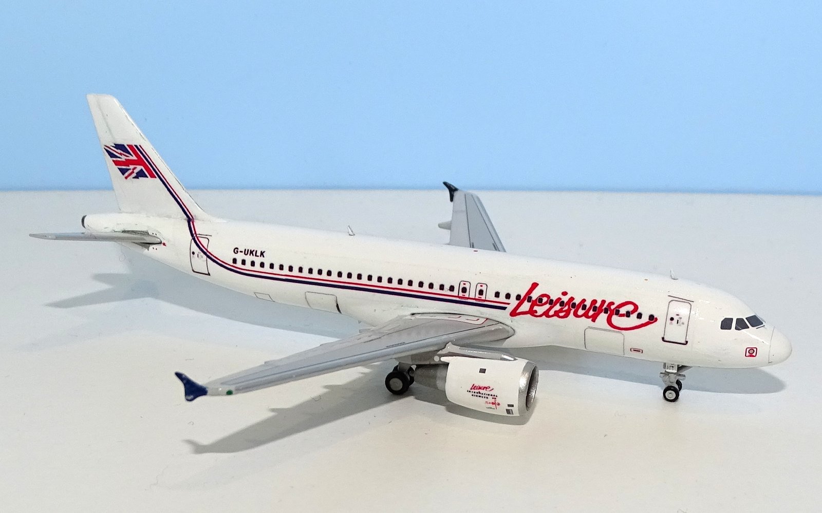 Leisure Int Airways Airbus A320 G-UKLK by MLC Customs (JC Wings donor)