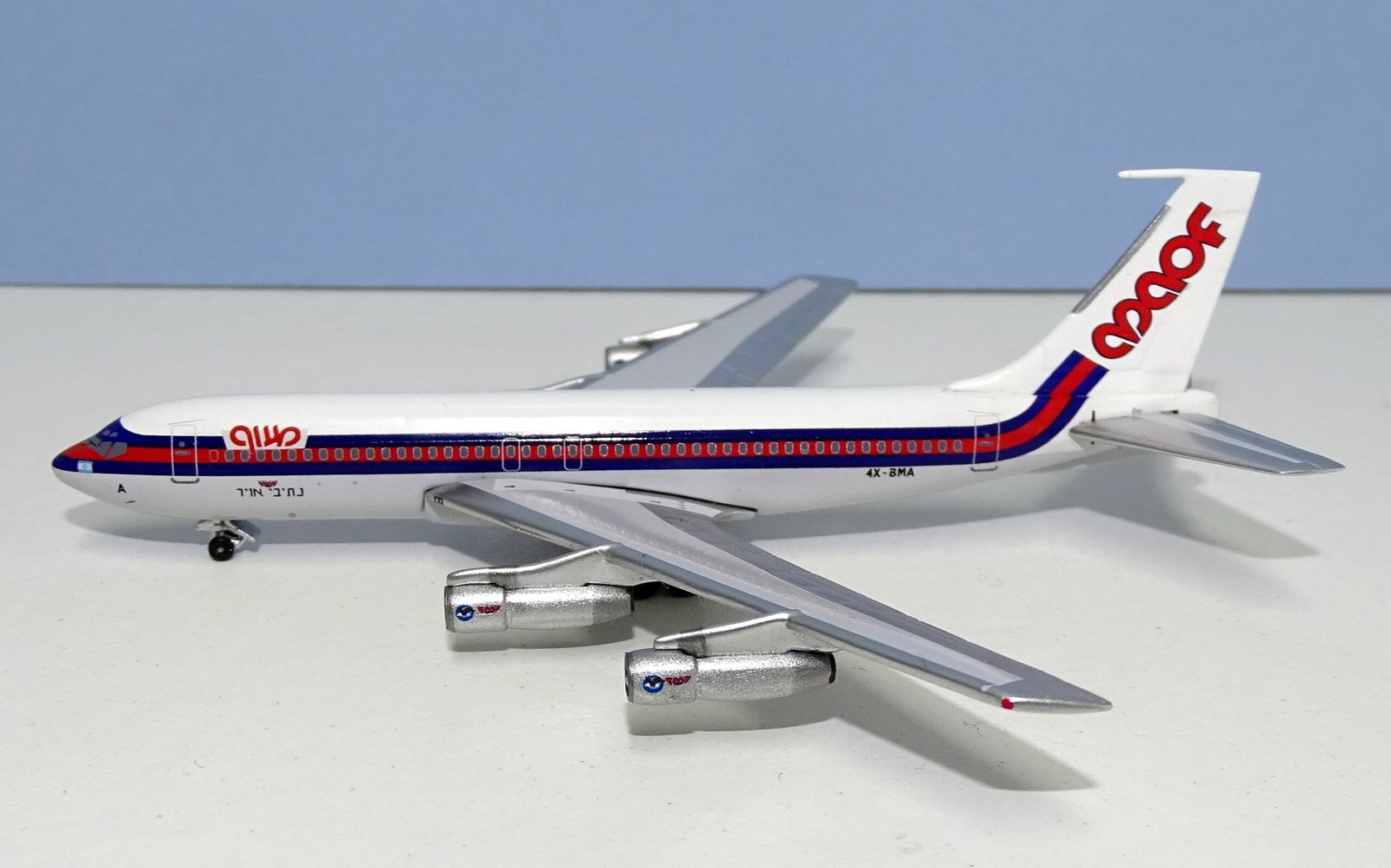 MAOF Airlines Boeing 720 4X-BMA Aeroclassics 1:400 Scale