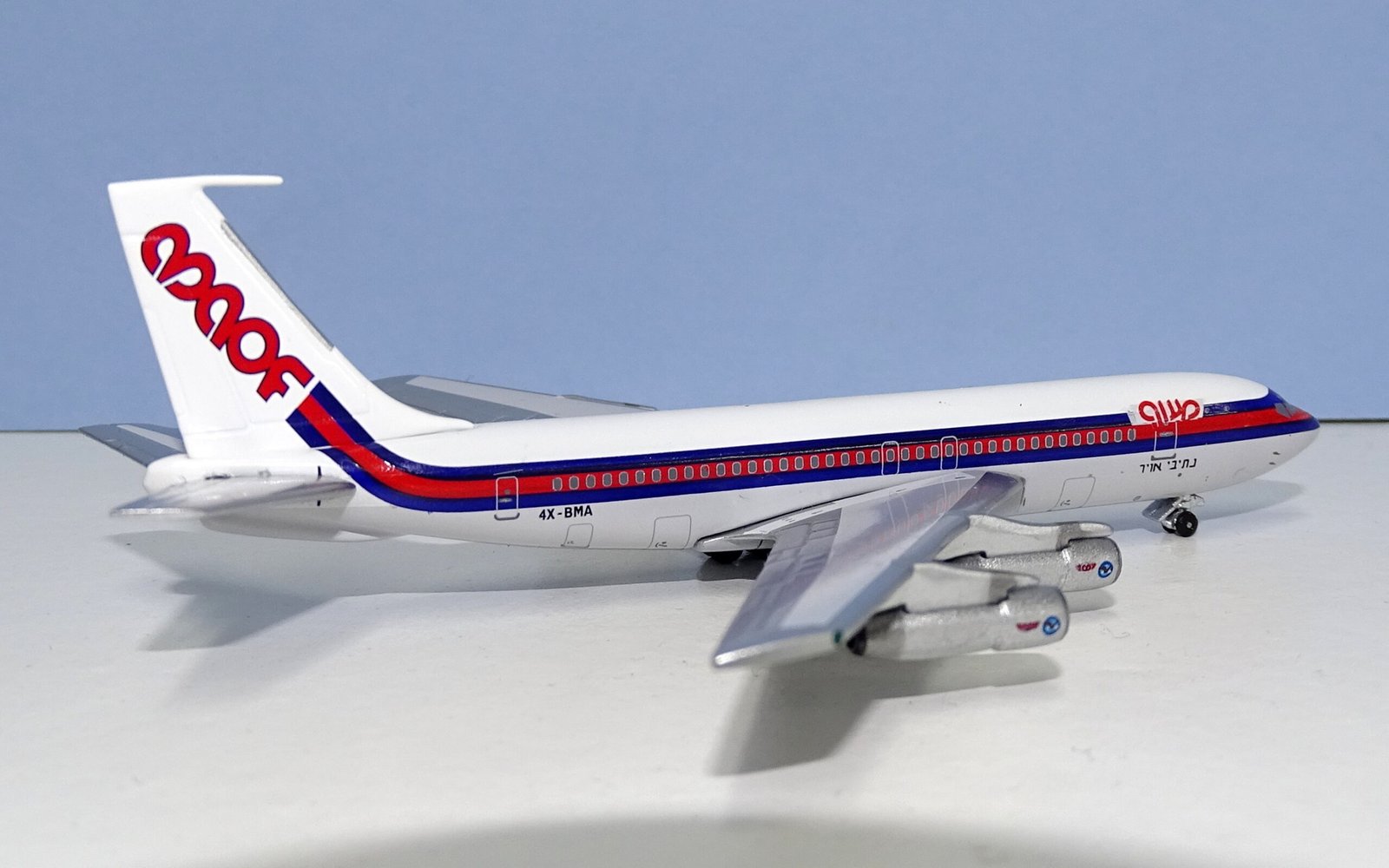 MAOF Airlines Boeing 720 4X-BMA Aeroclassics 1:400 Scale