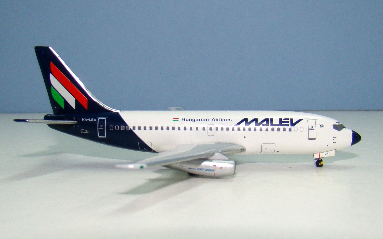 Malev Boeing 737-200Adv HA-LEA Aeroclassics/CoRudy 1:400 Scale Model Airliner