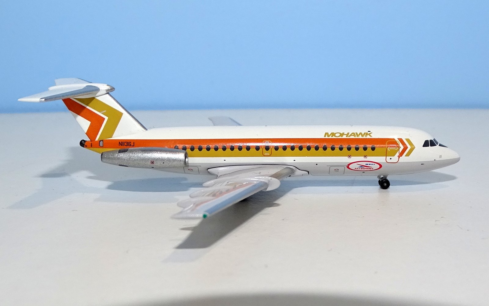Mohawk Airlines BAC One-Eleven 204/AF N1136J (ex-N1554) by Aeroclassics 1:400 Scale