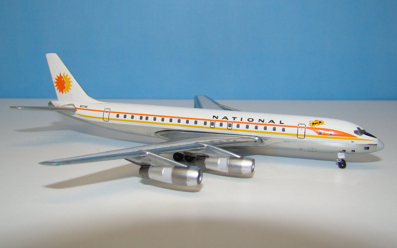 National Airlines Douglas DC-8F-54 N108RD Aeroclassics 1:400 Scale Model Airliner