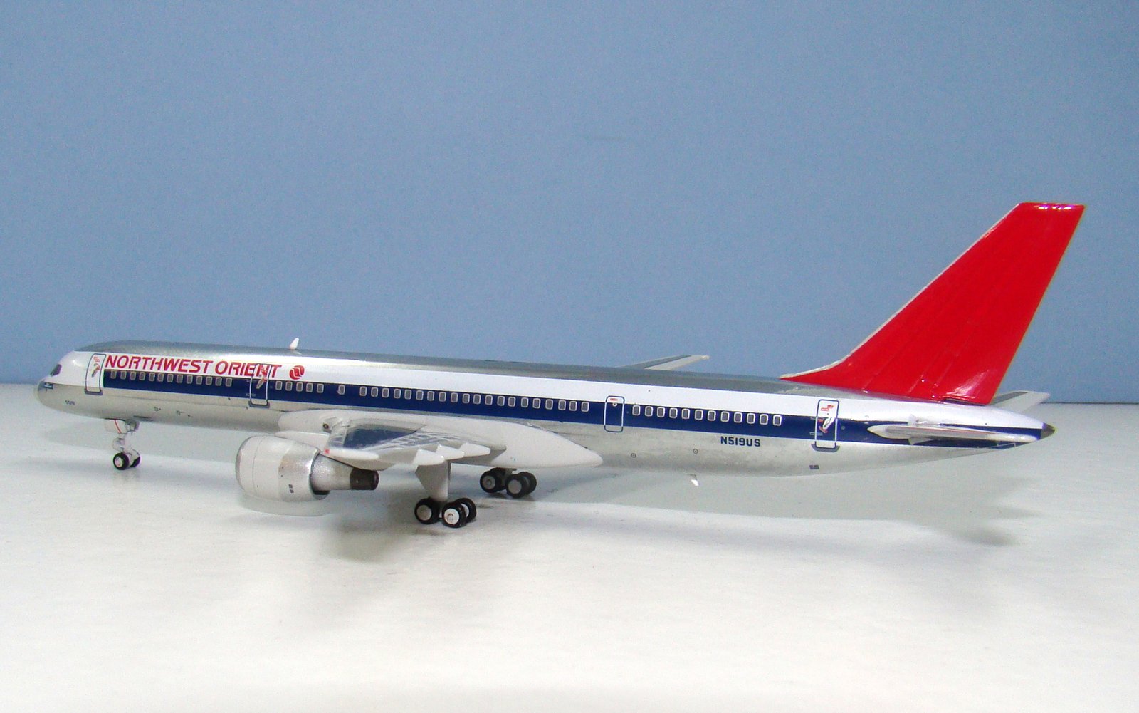 Northwest Orient 757-251 N519US NG Models 1:400 Scale Model Airliner