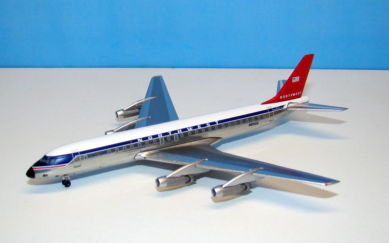 Northwest Orient Douglas Dc-8-32 N801US Aeroclassics 1:400 Scale Model Airliner