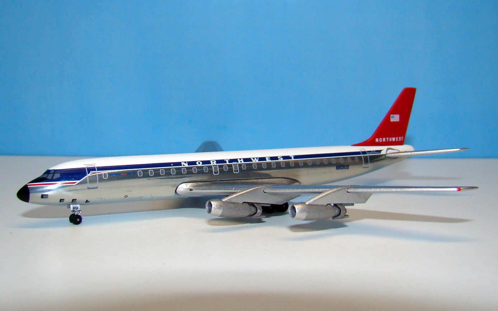Northwest Orient Douglas Dc-8-32 N801US Aeroclassics 1:400 Scale Model Airliner