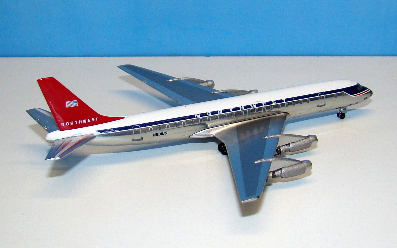 Northwest Orient Douglas Dc-8-32 N801US Aeroclassics 1:400 Scale Model Airliner