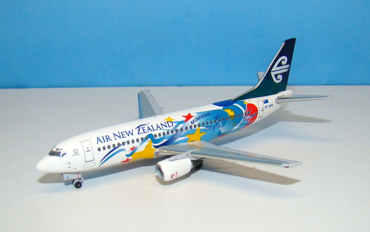 Air New Zealand Boeing 737-33R ZK-NGA Aeroclassics 1:400 Scale Model Airliner