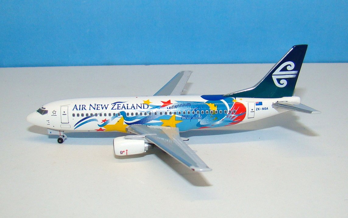 Air New Zealand Boeing 737-33R ZK-NGA Aeroclassics 1:400 Scale Model Airliner