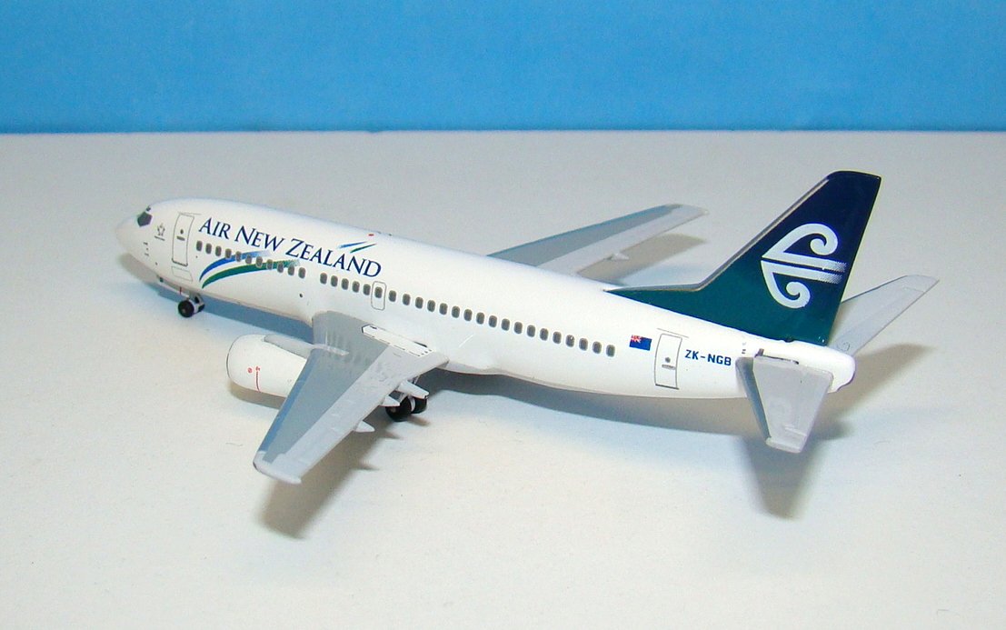 Air New Zealand Boeing 737-36Q ZK-NGB Aeroclassics 1:400 Scale Model Airliner