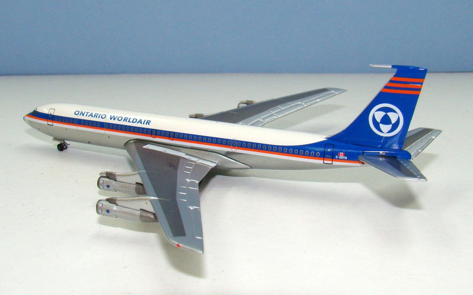 Ontario Worldair Boeing 707-338C C-GRYN Aeroclassics 1:400 Scale Model Airliner