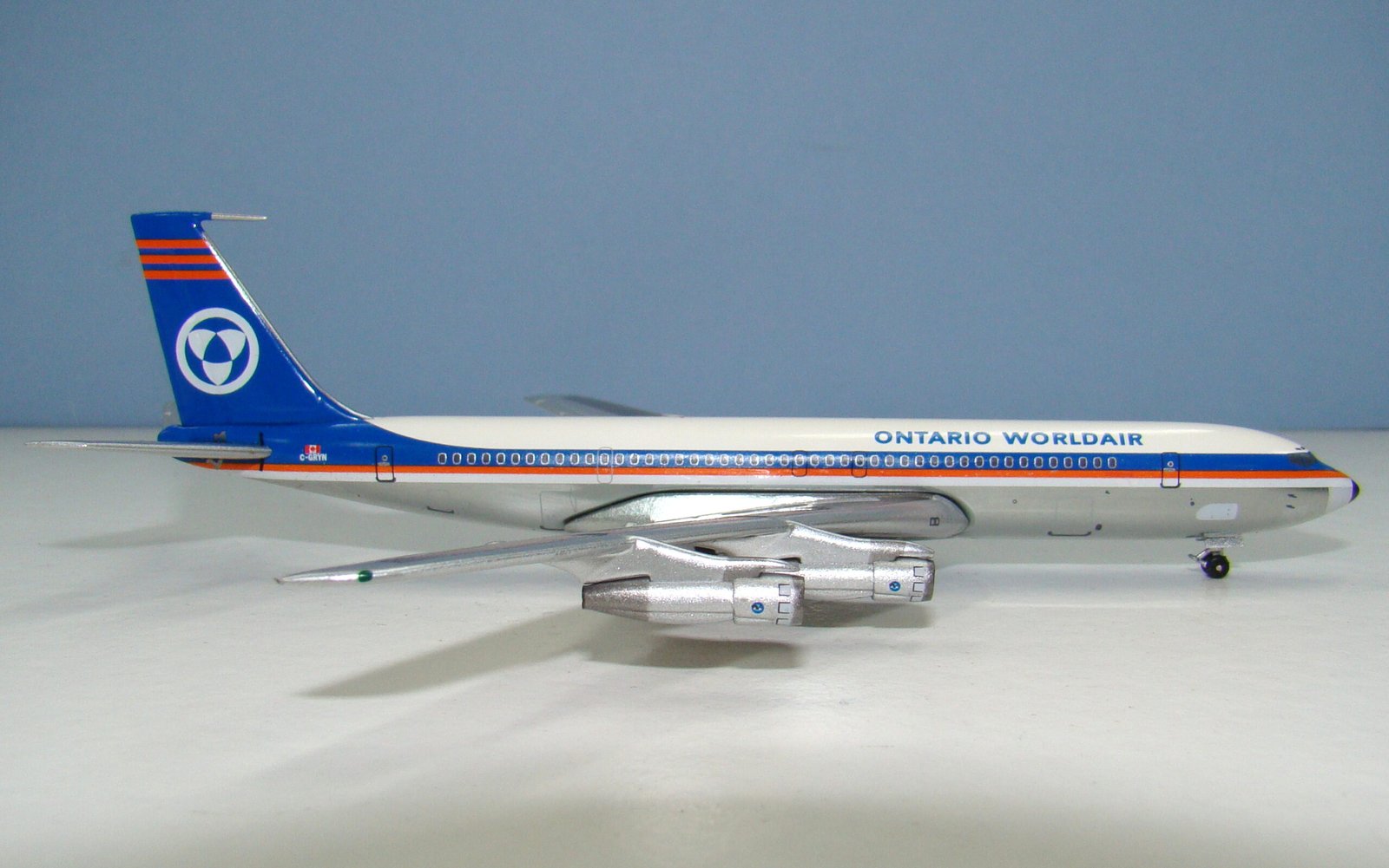 Ontario Worldair Boeing 707-338C C-GRYN Aeroclassics 1:400 Scale Model Airliner