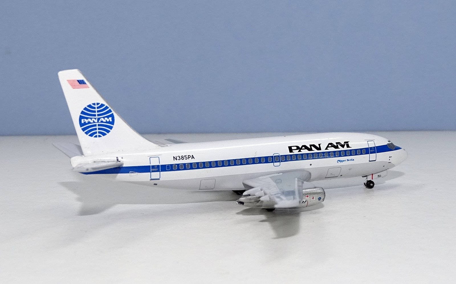 Pan Am Boeing 737-2Q9 Adv N385PA Aeroclassics 1:400 Scale Airliner