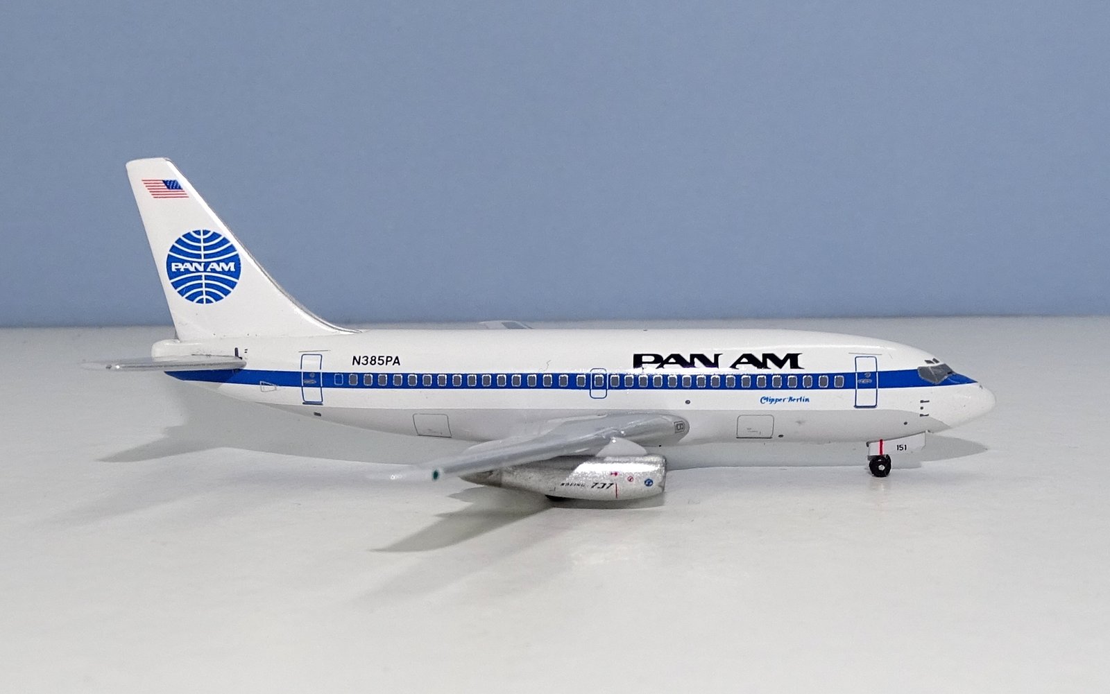 Pan Am Boeing 737-2Q9 Adv N385PA Aeroclassics 1:400 Scale Airliner