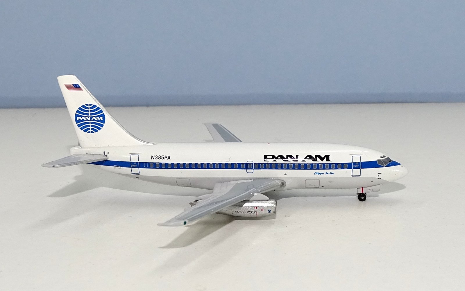 Pan Am Boeing 737-2Q9 Adv N385PA Aeroclassics 1:400 Scale Airliner