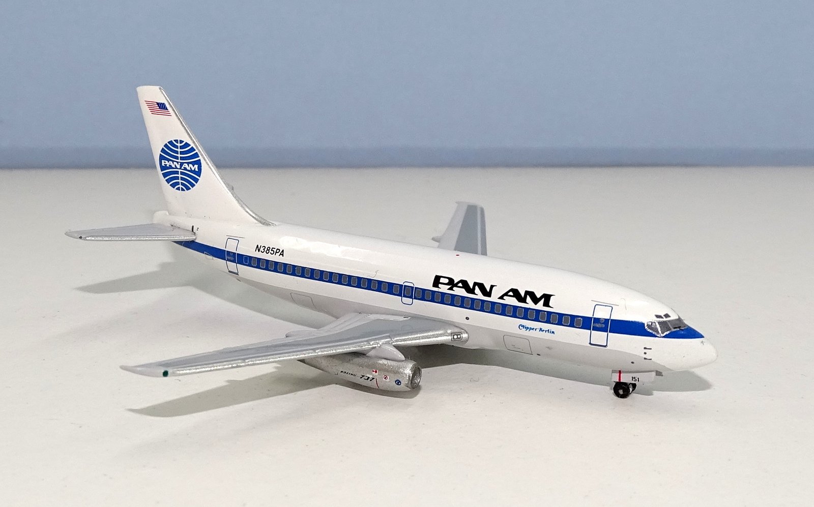 Pan Am Boeing 737-2Q9 Adv N385PA Aeroclassics 1:400 Scale Airliner