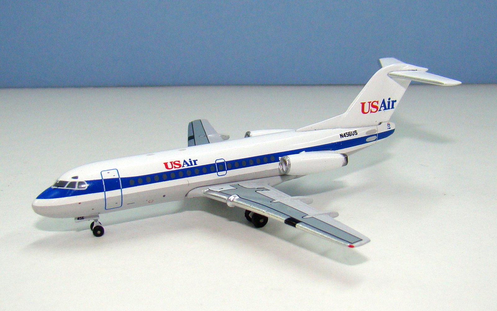 USAir Fokker 28-1000 N456US Aeroclassics 1:400 Scale Model Airliner