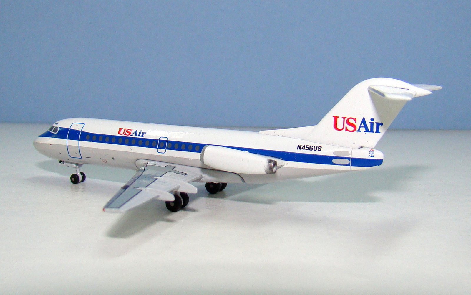 USAir Fokker 28-1000 N456US Aeroclassics 1:400 Scale Model Airliner