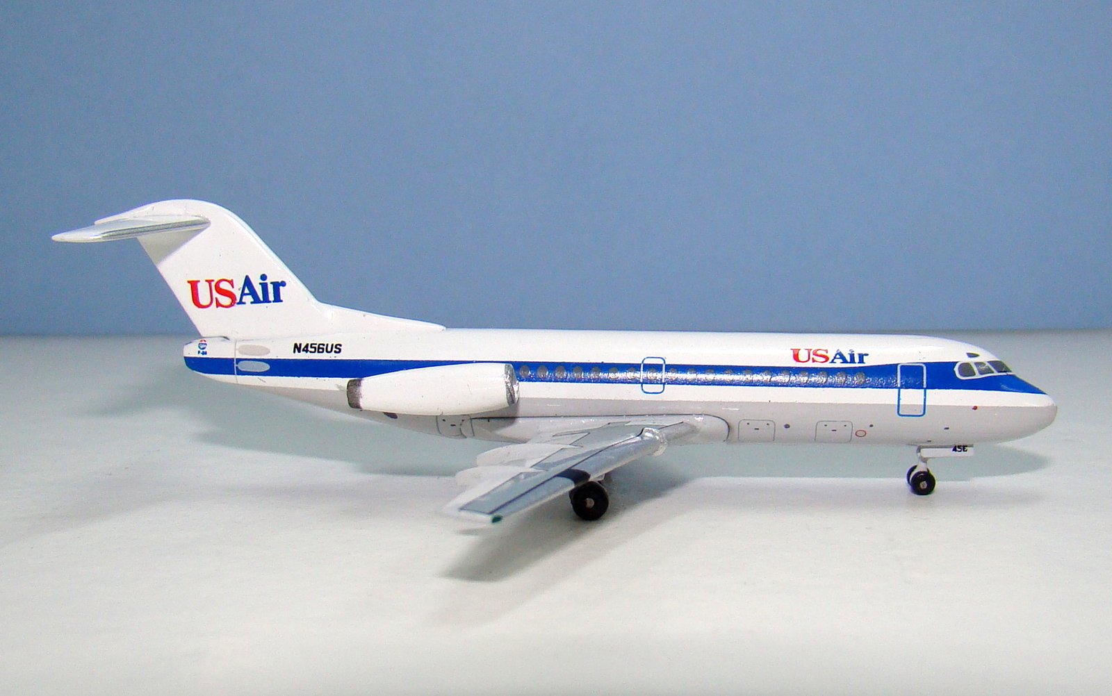 USAir Fokker 28-1000 N456US Aeroclassics 1:400 Scale Model Airliner