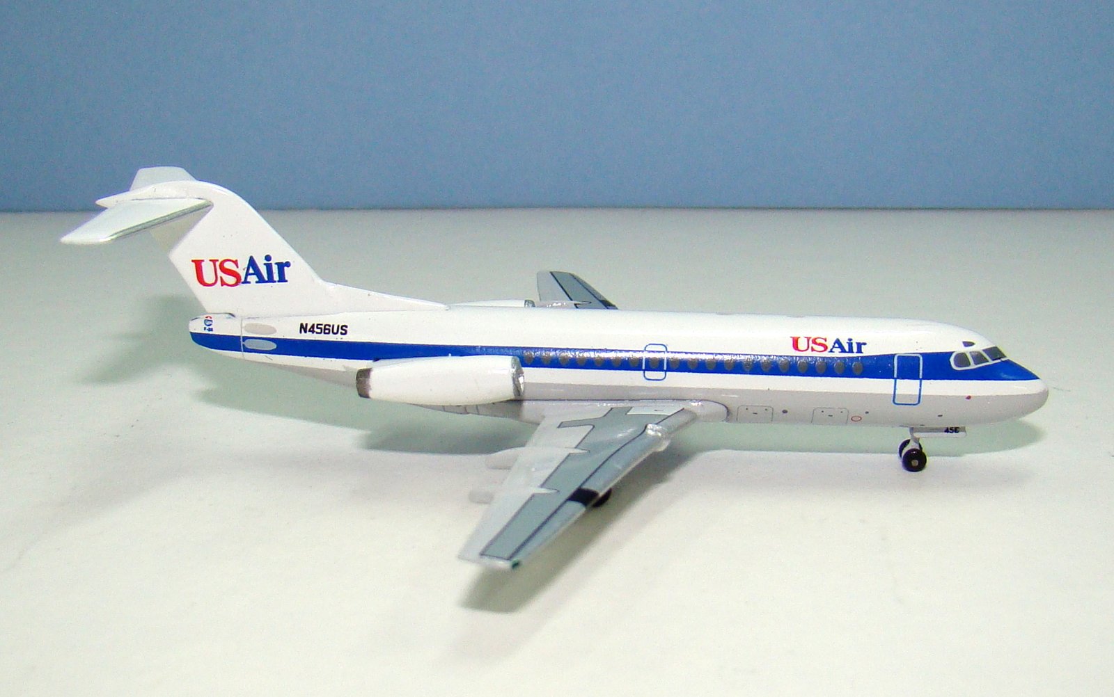 USAir Fokker 28-1000 N456US Aeroclassics 1:400 Scale Model Airliner