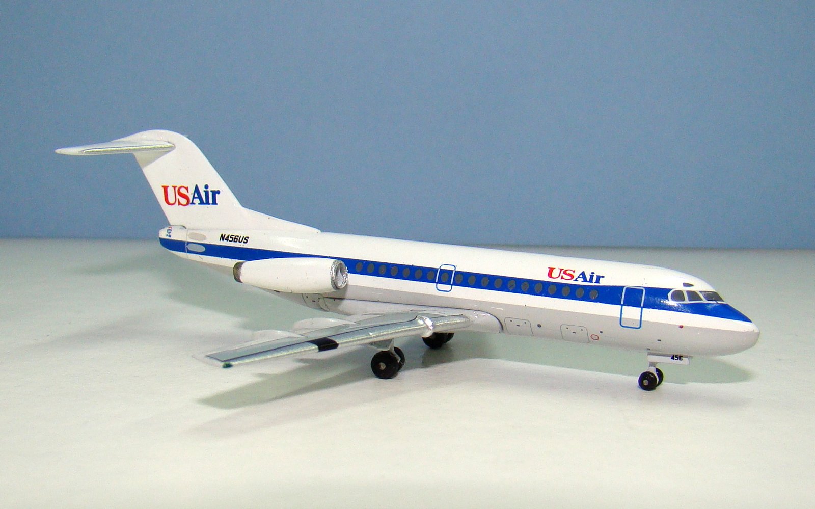 USAir Fokker 28-1000 N456US Aeroclassics 1:400 Scale Model Airliner