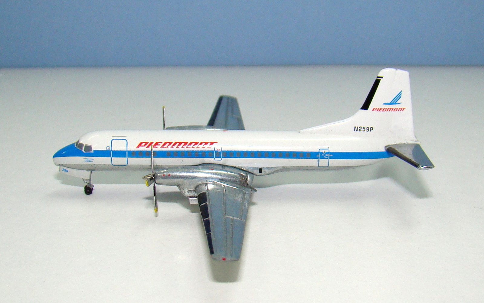 Piedmont Airlines NAMC YS-11A N259P Gemini Jets 1:400 Scale Model Airliner