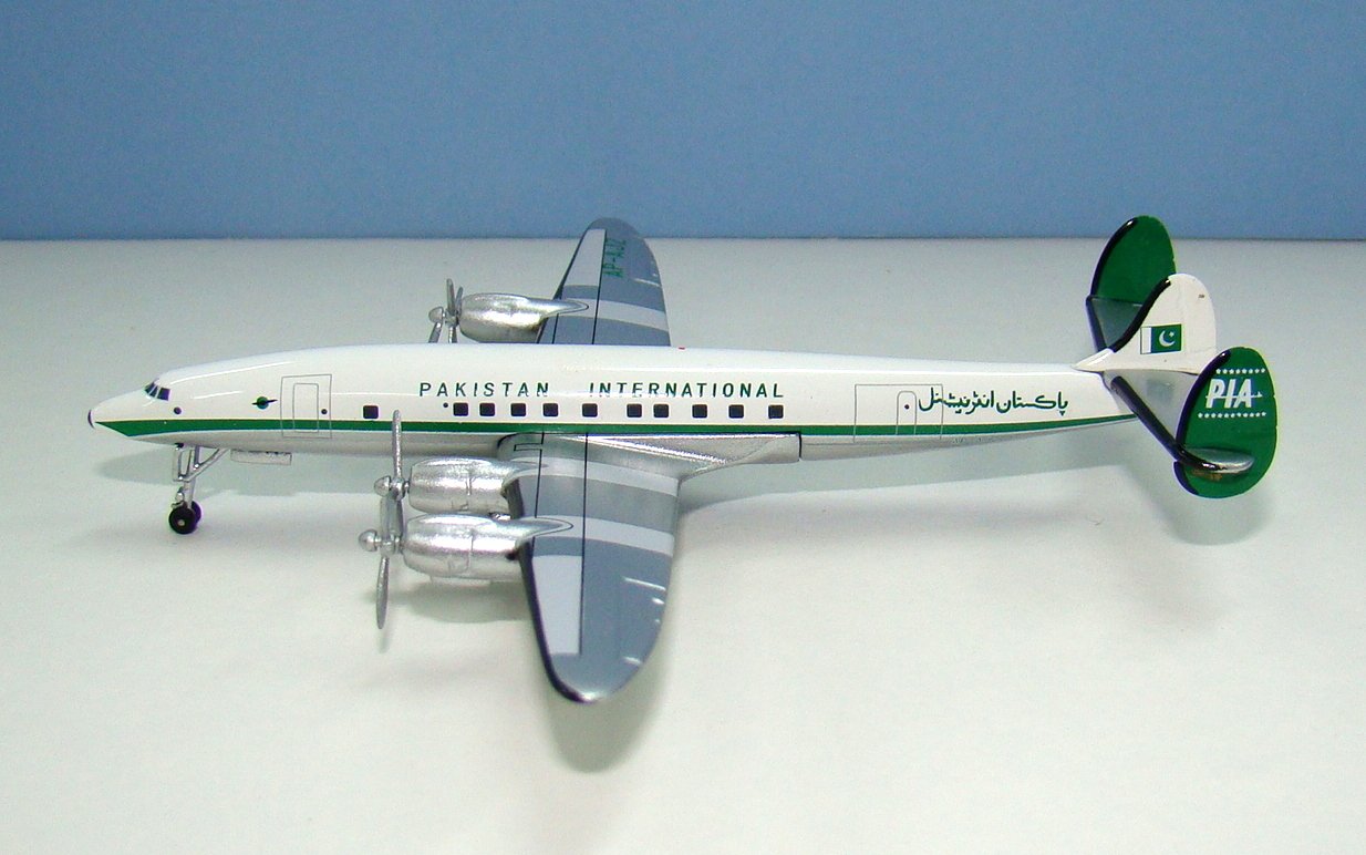 PIA Lockheed L-1049H Super Constellation AP-AJZ Aeroclassics 1:400 Scale Model Airliner