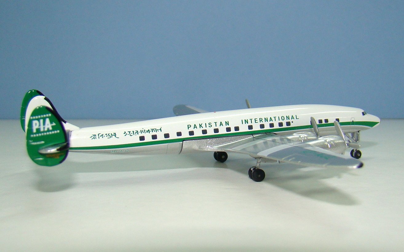 PIA Lockheed L-1049H Super Constellation AP-AJZ Aeroclassics 1:400 Scale Model Airliner