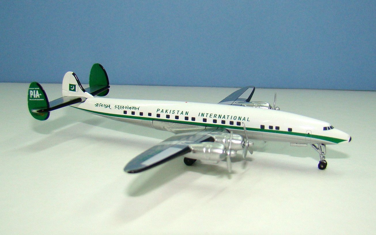 PIA Lockheed L-1049H Super Constellation AP-AJZ Aeroclassics 1:400 Scale Model Airliner