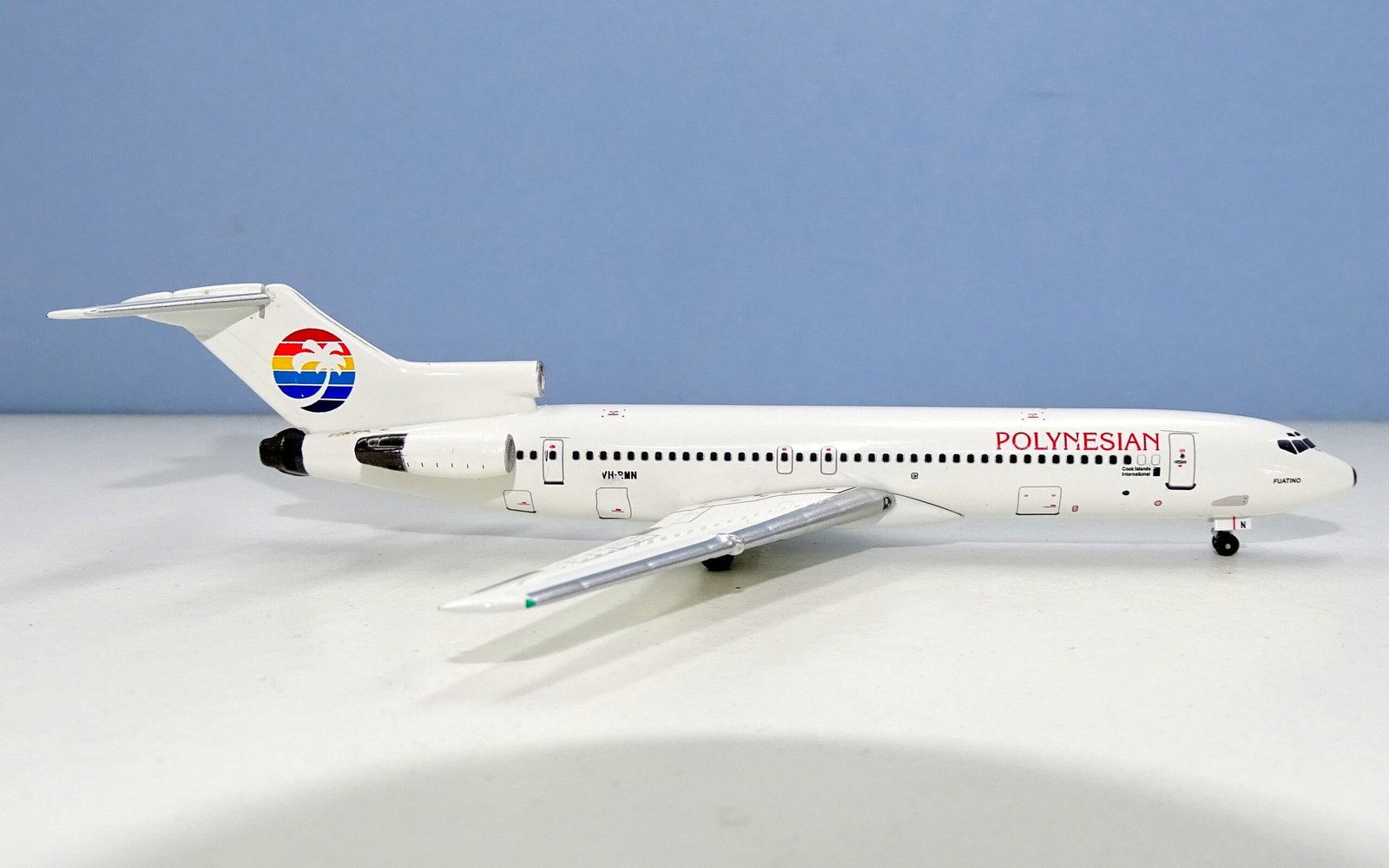 Polynesian Boeing 727-200 VH-RMN Aeroclassics 1:400 Scale Model Airliner