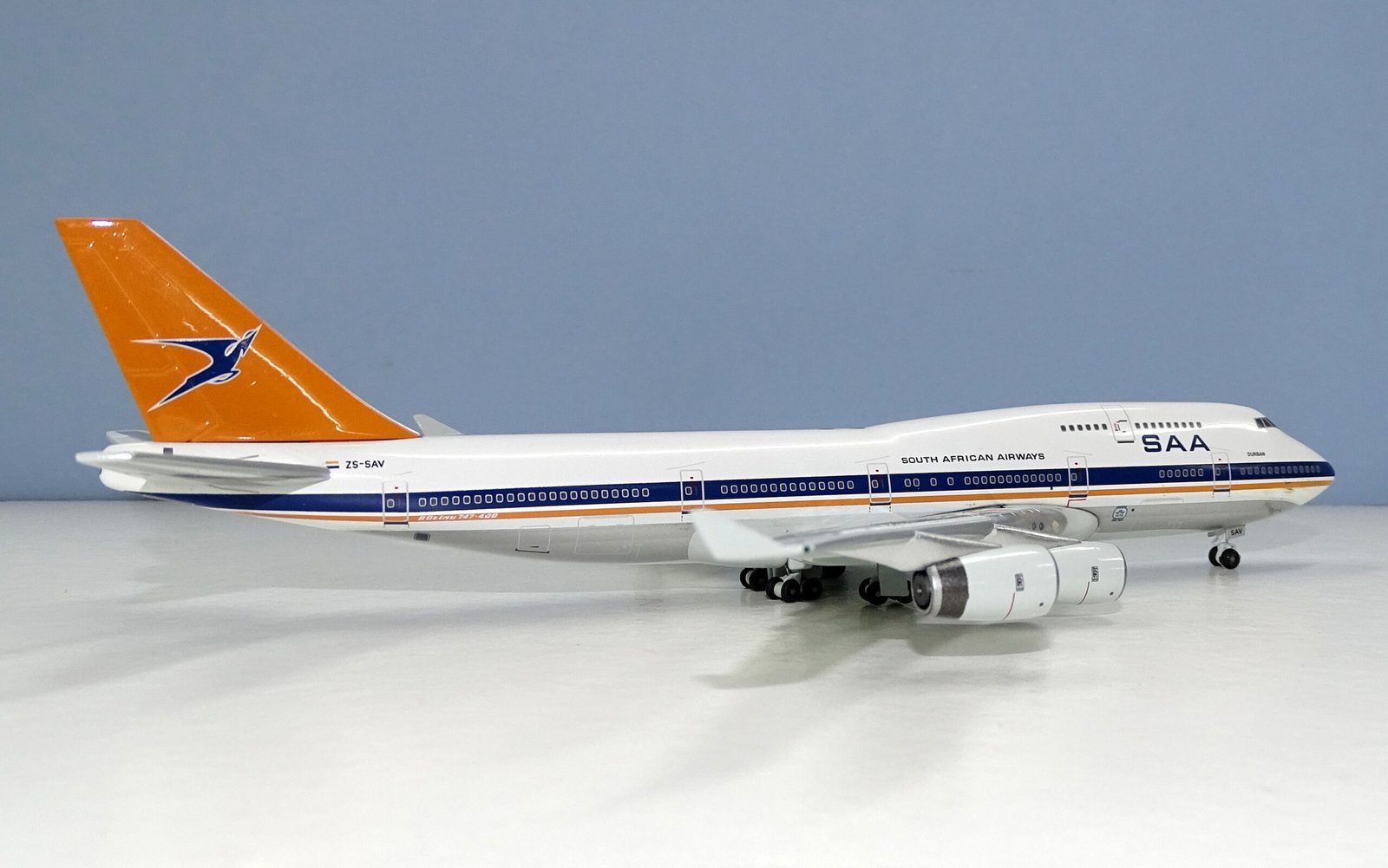 South African Airways Boeing 747-400 ZS-SAV Jet-X 1:400 Scale Model